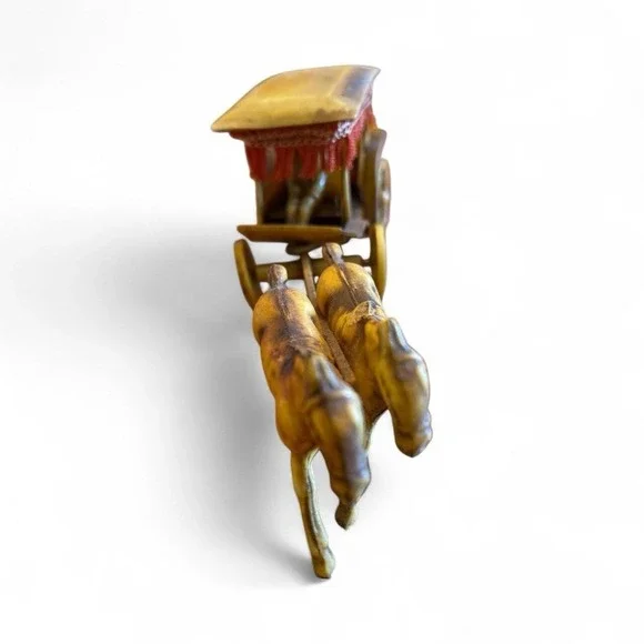 Vintage Celluloid Toy Horse Drawn Surrey Fringed Carriage Excellent Condition - Picture 3 of 6
